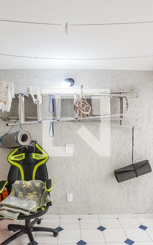 Casa à venda com 214m², 2 quartos e 1 vagaÁrea de Serviço