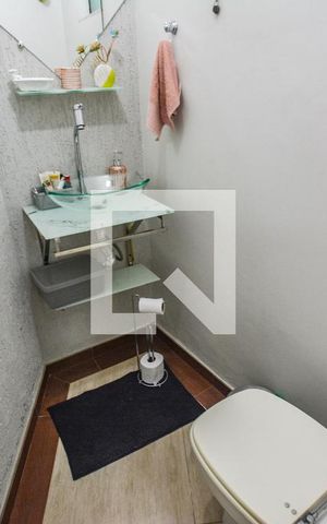 Casa à venda com 214m², 2 quartos e 1 vagaLavabo