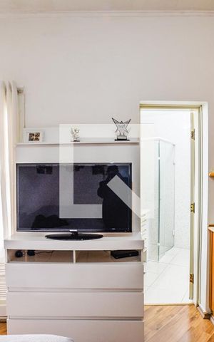 Casa à venda com 214m², 2 quartos e 1 vagaSuíte 1