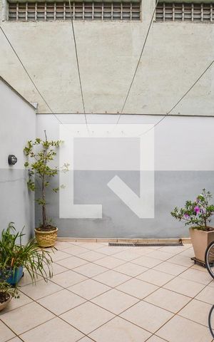 Casa à venda com 214m², 2 quartos e 1 vagaQuintal