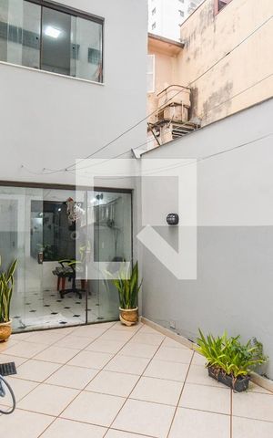 Casa à venda com 214m², 2 quartos e 1 vagaQuintal