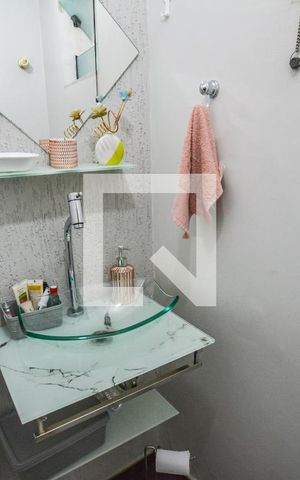 Casa à venda com 214m², 2 quartos e 1 vagaLavabo