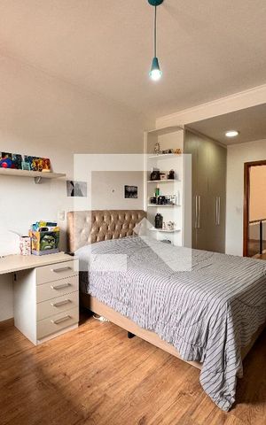 Casa à venda com 212m², 3 quartos e 5 vagas Casa à venda com 212m², 3 quartos e 5 vagasSuite 2