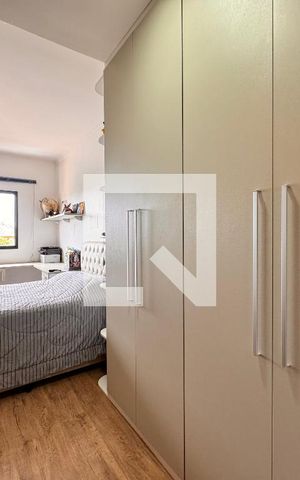 Casa à venda com 212m², 3 quartos e 5 vagas Casa à venda com 212m², 3 quartos e 5 vagasSuite 2