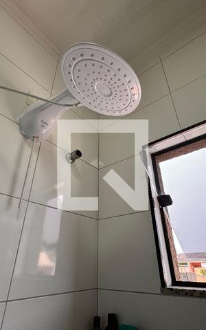 Casa à venda com 212m², 3 quartos e 5 vagas Casa à venda com 212m², 3 quartos e 5 vagasBanheiro da Suíte 2