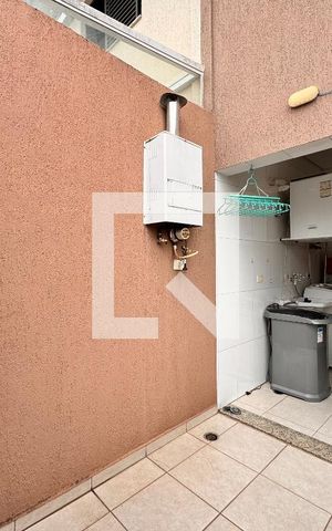 Casa à venda com 212m², 3 quartos e 5 vagas Casa à venda com 212m², 3 quartos e 5 vagasLavanderia