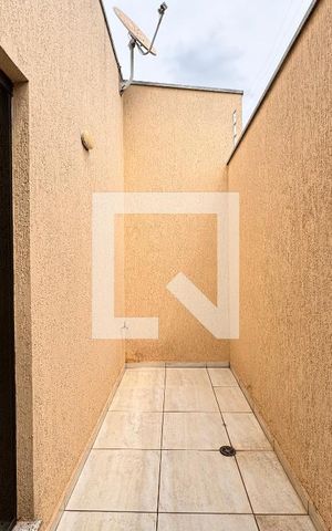 Casa à venda com 212m², 3 quartos e 5 vagas Casa à venda com 212m², 3 quartos e 5 vagasJardim de inverno