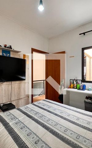 Casa à venda com 212m², 3 quartos e 5 vagas Casa à venda com 212m², 3 quartos e 5 vagasSuite 1