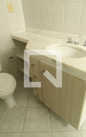 Casa de condomínio à venda com 81m², 3 quartos e 1 vagaBanheiro da suíte 