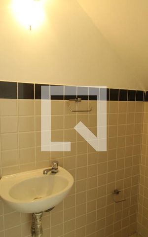 Casa de condomínio à venda com 81m², 3 quartos e 1 vagaLavabo