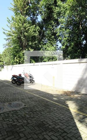 Casa de condomínio à venda com 81m², 3 quartos e 1 vagaÁrea comum - Vagas 