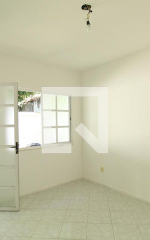 Casa de condomínio à venda com 81m², 3 quartos e 1 vagaSala