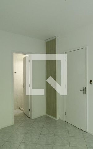 Casa de condomínio à venda com 81m², 3 quartos e 1 vagaSuíte 