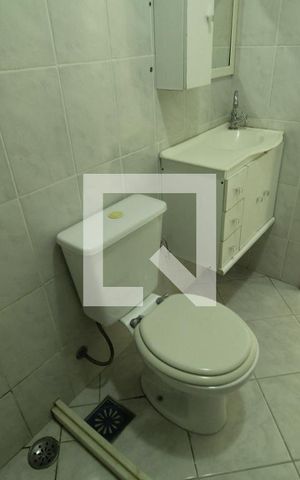 Casa de condomínio à venda com 81m², 3 quartos e 1 vagaBanheiro social