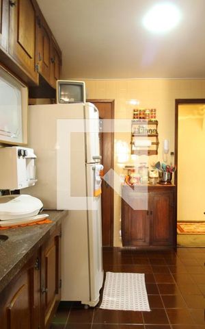 Apartamento à venda com 103m², 3 quartos e 2 vagasCozinha