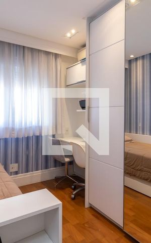 Apartamento à venda com 130m², 3 quartos e 3 vagasQuarto 
