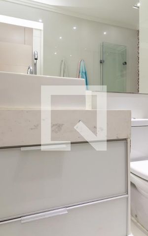 Apartamento à venda com 130m², 3 quartos e 3 vagasBanheiro da Suíte 2
