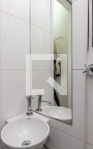 Apartamento à venda com 130m², 3 quartos e 3 vagasBanheiro de Serviço