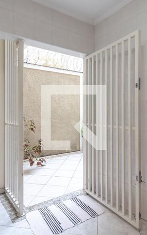 Casa à venda com 150m², 3 quartos e 2 vagasÁrea de Serviço