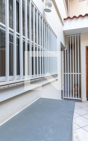 Casa à venda com 150m², 3 quartos e 2 vagasQuintal