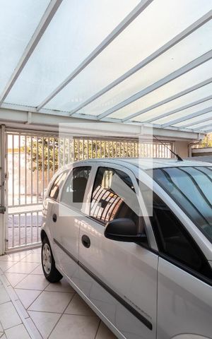 Casa à venda com 150m², 3 quartos e 2 vagasGaragem