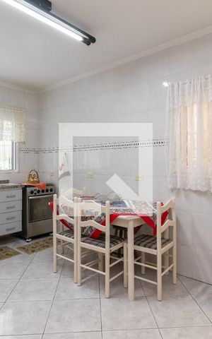 Casa à venda com 150m², 3 quartos e 2 vagasCozinha
