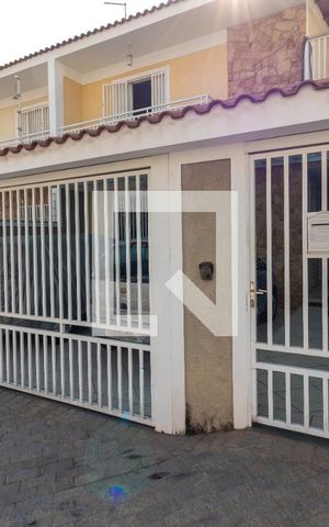 Casa à venda com 150m², 3 quartos e 2 vagasFachada