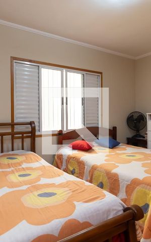 Casa à venda com 150m², 3 quartos e 2 vagasSuíte 2