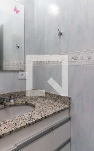 Casa à venda com 150m², 3 quartos e 2 vagasBanheiro da Suíte 3