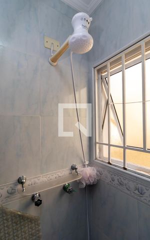 Casa à venda com 150m², 3 quartos e 2 vagasBanheiro da Suíte 2