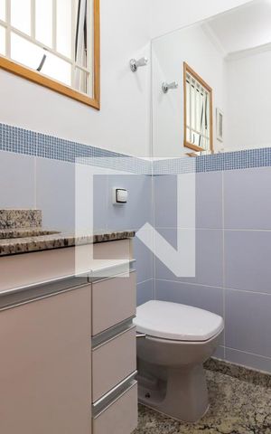 Casa à venda com 150m², 3 quartos e 2 vagasLavabo