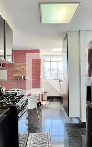 Apartamento à venda com 120m², 3 quartos e 3 vagas Apartamento à venda com 120m², 3 quartos e 3 vagascozinha