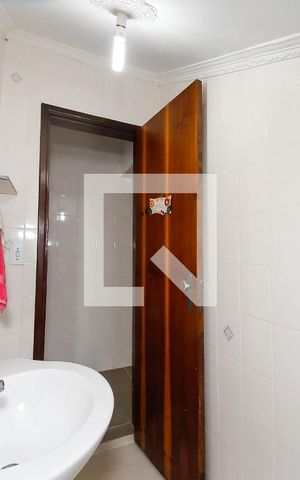 Casa à venda com 245m², 3 quartos e 7 vagas Casa à venda com 245m², 3 quartos e 7 vagasLavabo