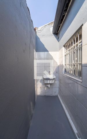 Casa à venda com 120m², 3 quartos e 2 vagas Casa à venda com 120m², 3 quartos e 2 vagasÁrea de Serviço