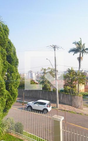 Casa à venda com 450m², 5 quartos e 4 vagas Casa à venda com 450m², 5 quartos e 4 vagasVista da Sala