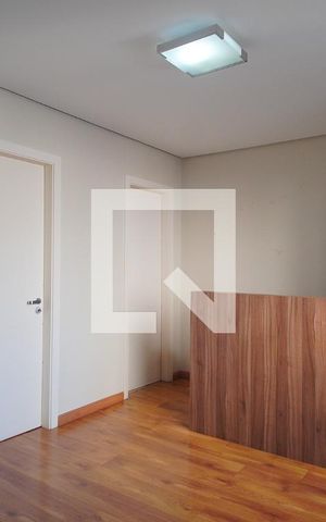 Casa à venda com 450m², 5 quartos e 4 vagas Casa à venda com 450m², 5 quartos e 4 vagasSuíte 4