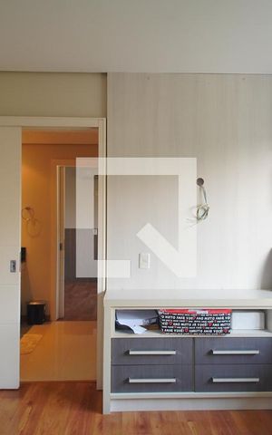 Casa à venda com 450m², 5 quartos e 4 vagas Casa à venda com 450m², 5 quartos e 4 vagasSuíte 2