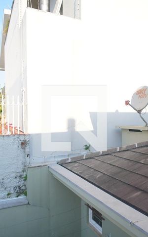 Casa à venda com 450m², 5 quartos e 4 vagas Casa à venda com 450m², 5 quartos e 4 vagasvista da suite 4