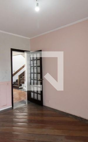 Casa para alugar com 500m², 7 quartos e sem vaga Casa para alugar com 500m², 7 quartos e sem vagaQuarto 4