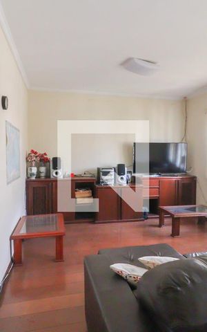 Casa à venda com 408m², 4 quartos e 2 vagasSala 3