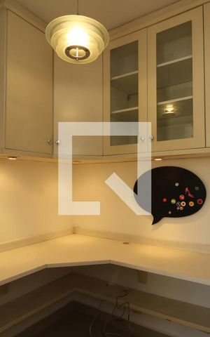 Apartamento à venda com 235m², 3 quartos e 3 vagasÁrea de serviço 