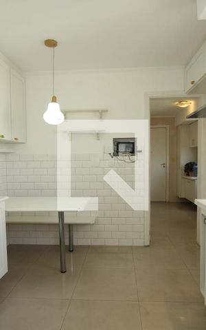Apartamento à venda com 235m², 3 quartos e 3 vagasCozinha 