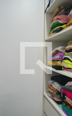 Apartamento à venda com 59m², 2 quartos e 1 vaga Apartamento à venda com 59m², 2 quartos e 1 vagaCloset Quarto