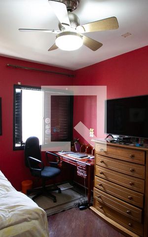 Apartamento à venda com 210m², 3 quartos e 3 vagas Apartamento à venda com 210m², 3 quartos e 3 vagassuíte 1