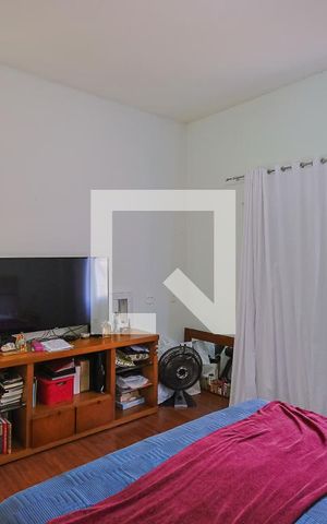 Casa de condomínio à venda com 560m², 5 quartos e 6 vagas Casa de condomínio à venda com 560m², 5 quartos e 6 vagasSuíte 1