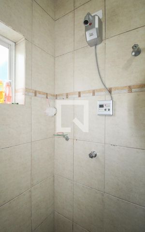 Casa à venda com 230m², 3 quartos e 3 vagas Casa à venda com 230m², 3 quartos e 3 vagasBanheiro Suíte