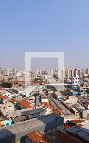Apartamento à venda com 65m², 2 quartos e 1 vaga Apartamento à venda com 65m², 2 quartos e 1 vagaVista da Sacada