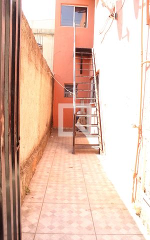 Casa à venda com 187m², 6 quartos e 3 vagasAcesso Imóveis Inferiores 