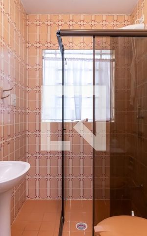 Casa à venda com 139m², 3 quartos e 2 vagasBanheiro da Suíte