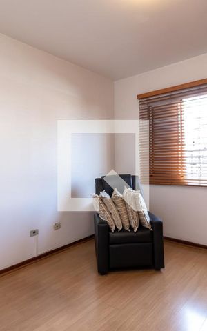 Casa à venda com 139m², 3 quartos e 2 vagasSuíte